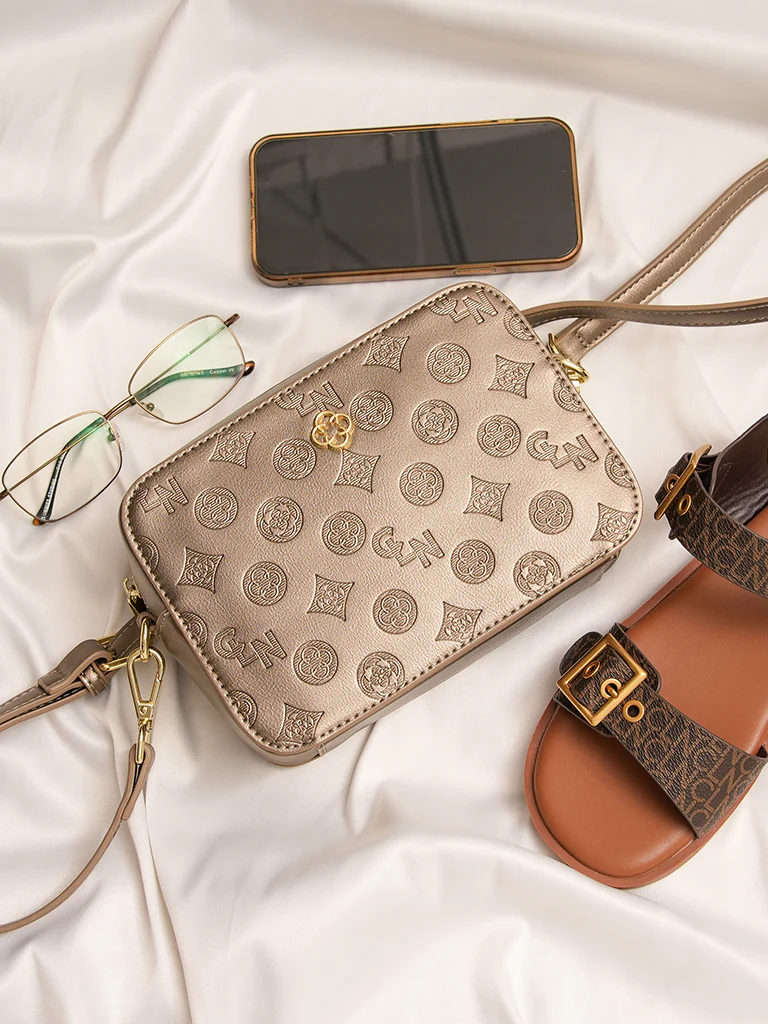 Arabelia Crossbody Bag - Image 16