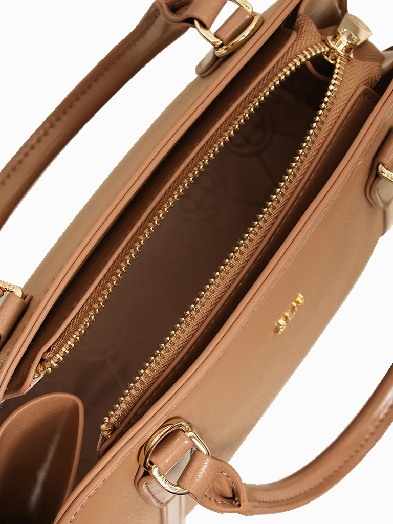 Eisley Handbag - Image 9