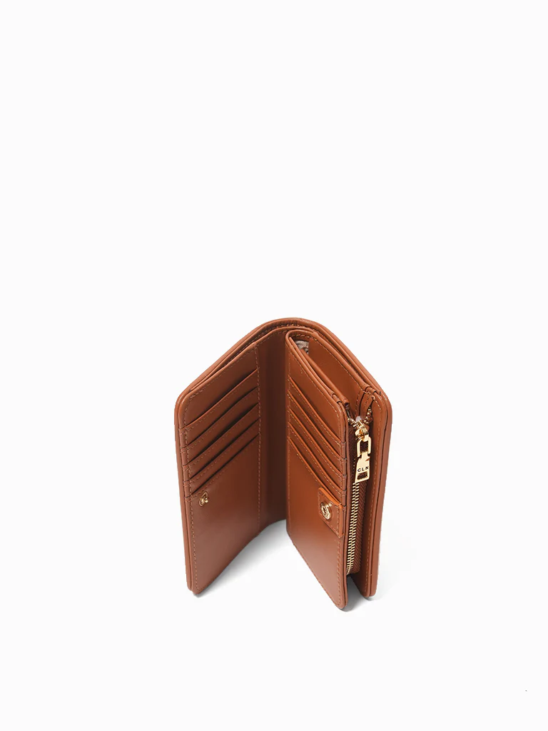 Emelie Wallet - Image 17