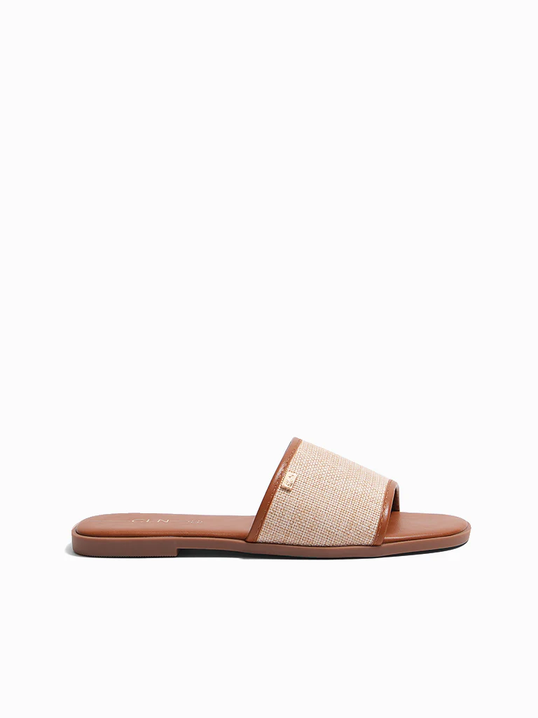 Estelle Slides - Image 4