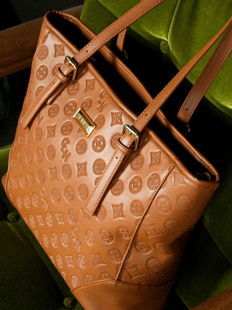 Jarmie Tote Bag - Image 9