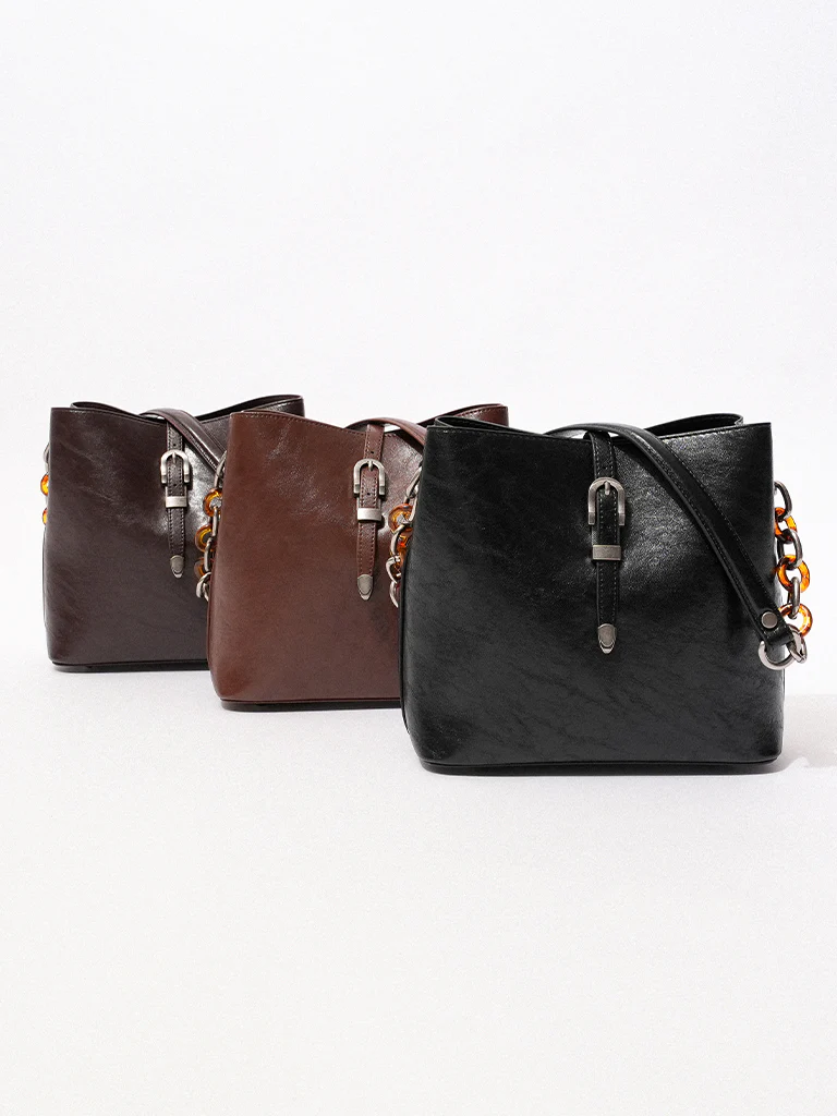 Jesanie Shoulder Bag - Image 12