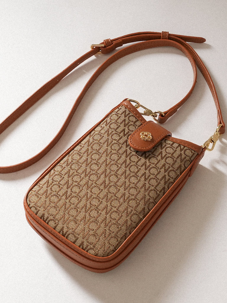 Leeza Sling Bag - Image 7