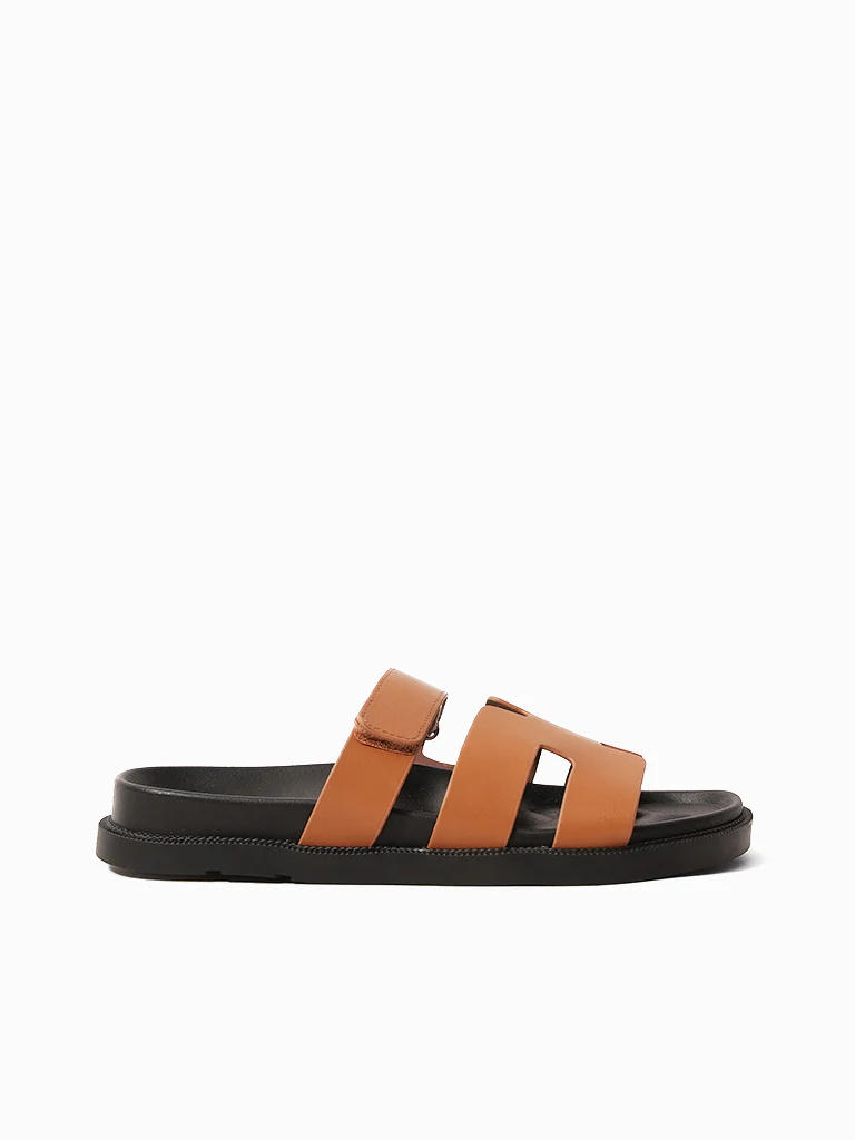 Lelia Slides - Image 5