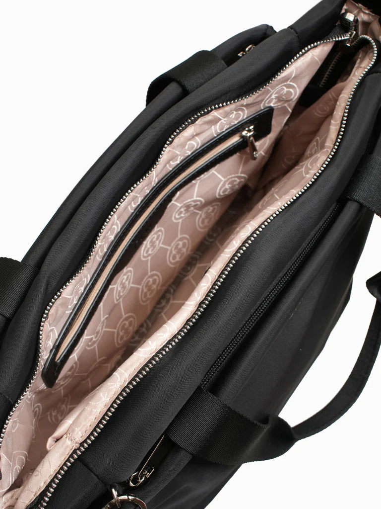 Pierre Shoulder Bag - Image 9