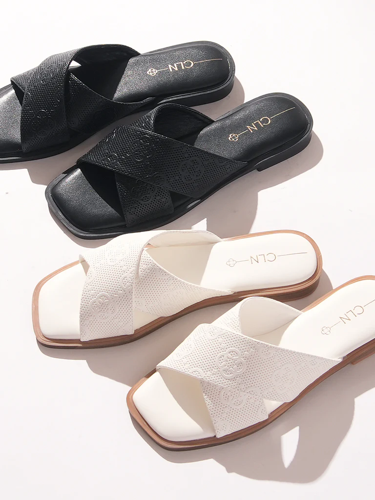 Samantha Slides - Image 5