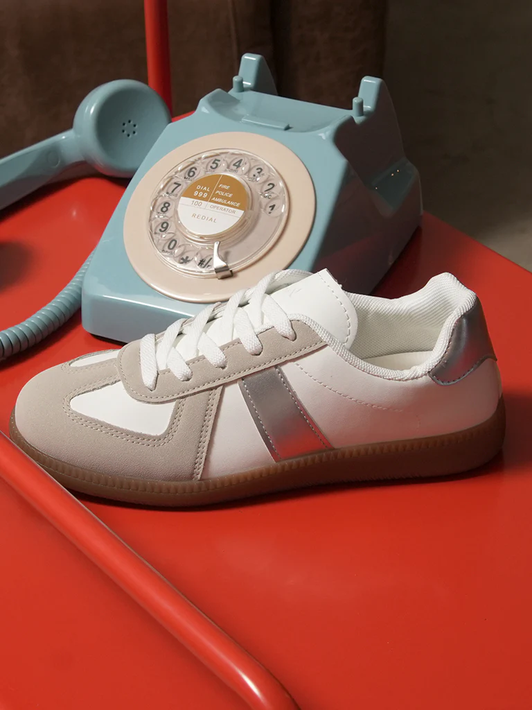 Staku Lace-up Sneakers - Image 4
