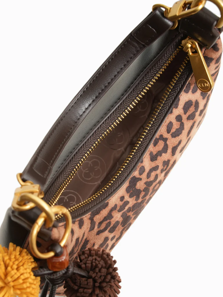 Tamia Shoulder Bag - Image 9