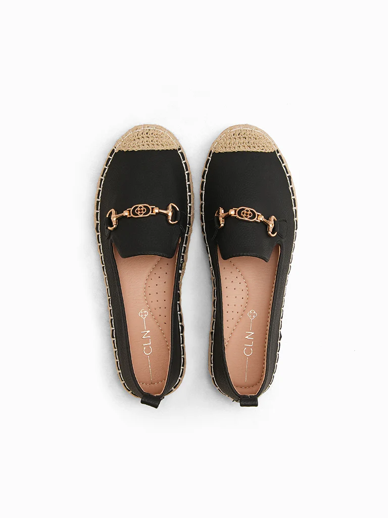 Yiesha Slip-on Loafers - Image 3