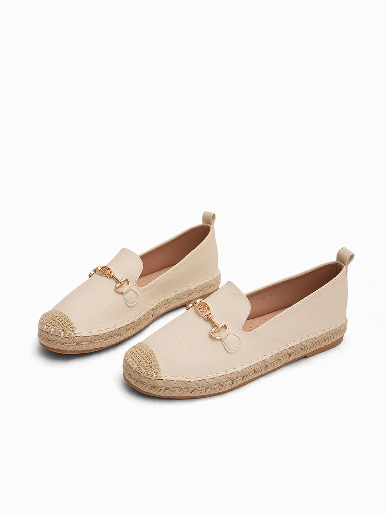 Yiesha Slip-on Loafers - Image 6